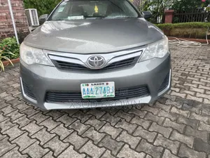 Toyota Camry 2012 Gray