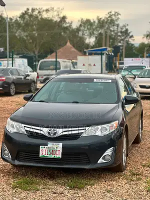 Toyota Camry XLE 4dr Sedan (2.5L 4cyl 6A) 2013 Blue
