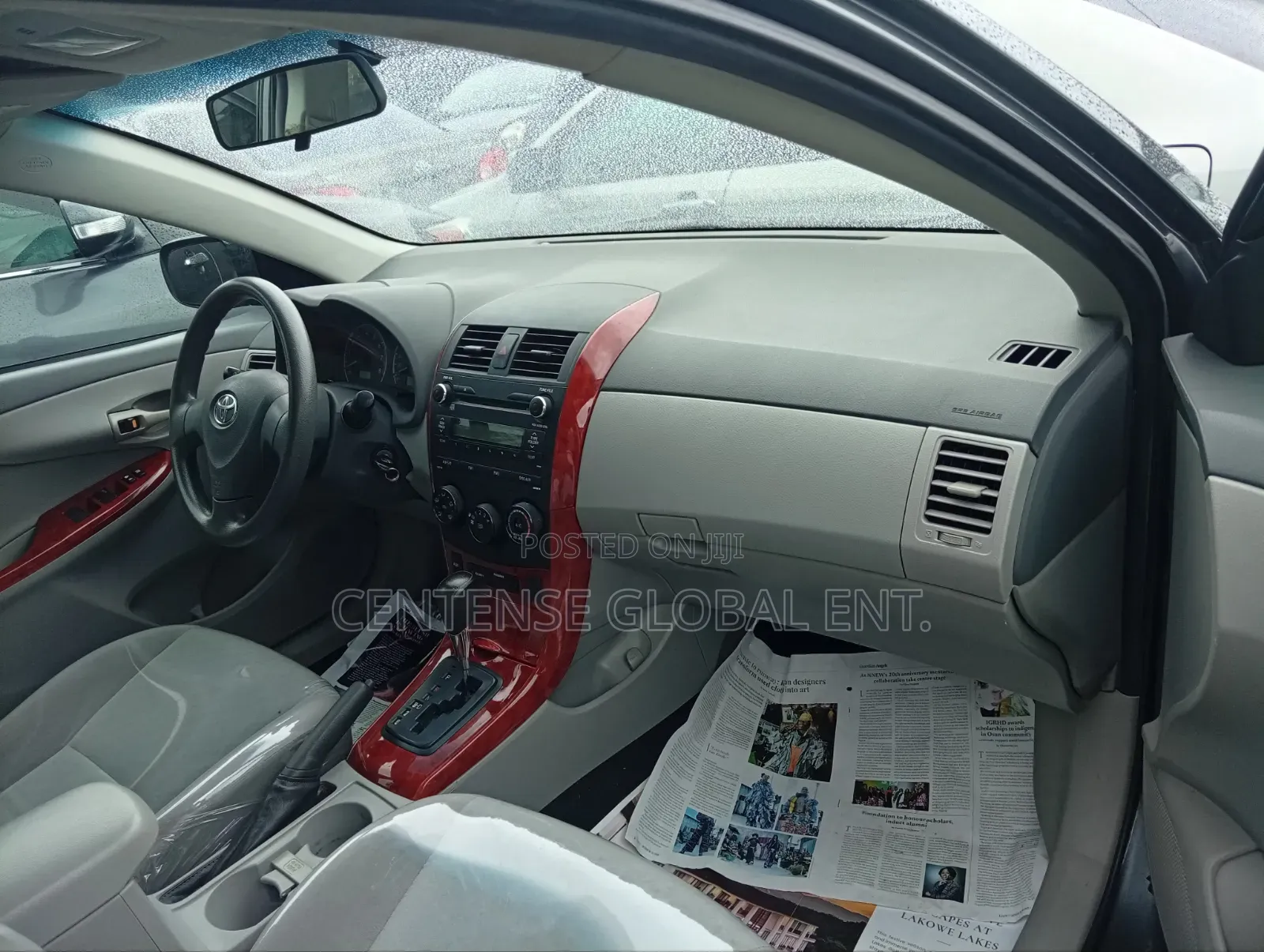 Toyota Corolla 2010 Gray