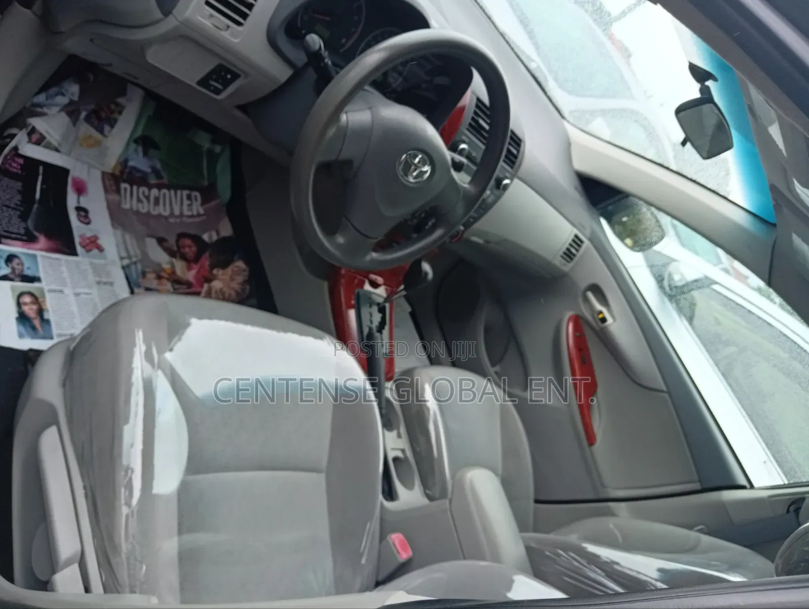 Toyota Corolla 2010 Gray