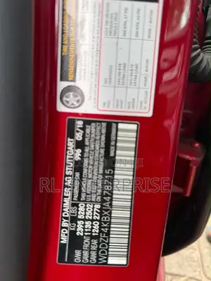 Mercedes-Benz E300 2018 Red