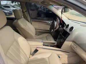 Mercedes-Benz M Class ML 350 AWD 4Matic (3.5L V6 7A) 2006 Gold
