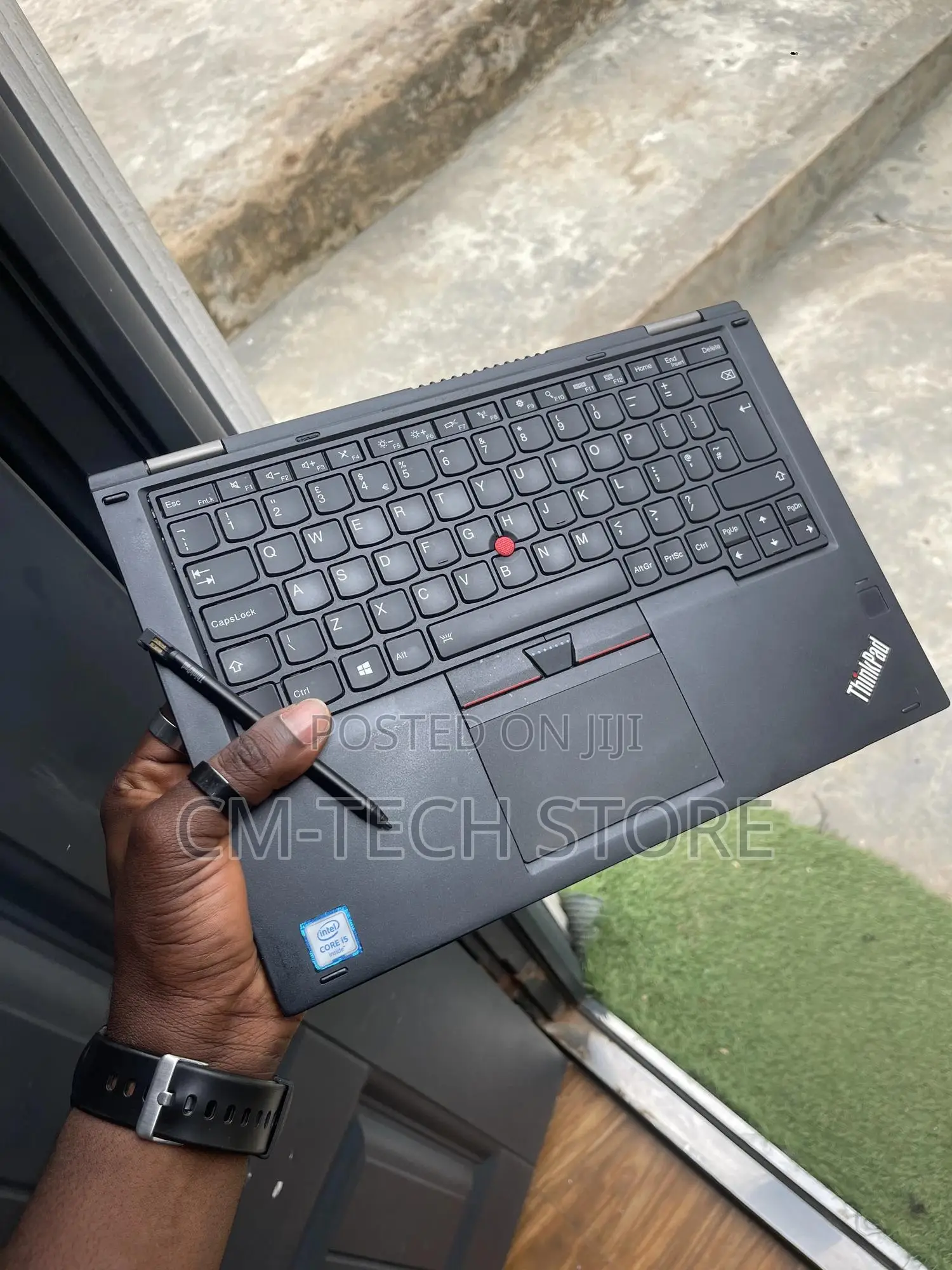 Laptop Lenovo ThinkPad E14 Gen 5 8GB Intel Core i5 SSD 256GB