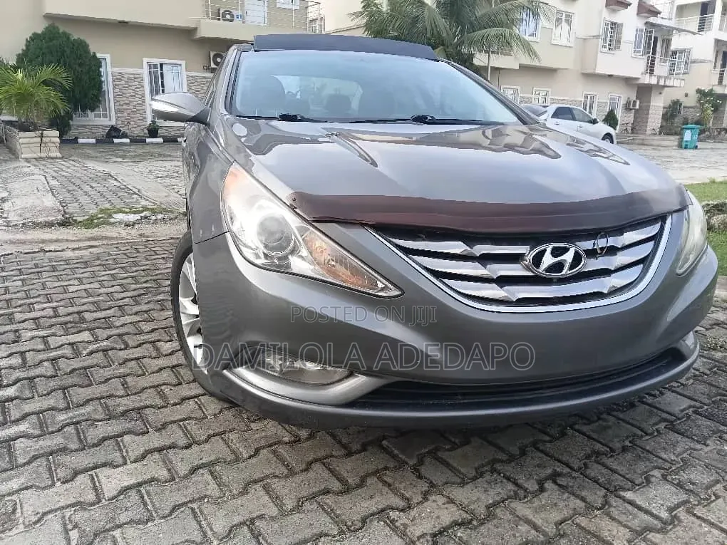 Hyundai Sonata 2012 Gray