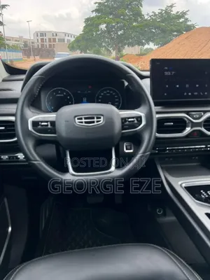 Geely Okavango 1.5 Hybrid FWD 2022 Black