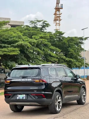 Geely Okavango 1.5 Hybrid FWD 2022 Black