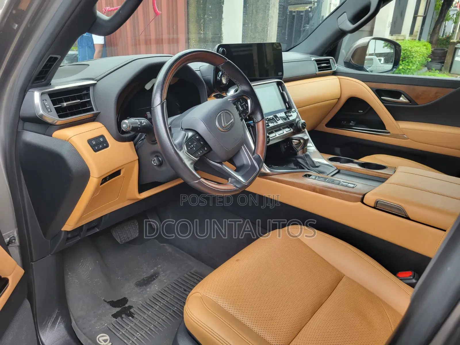 Lexus LX 2022 Brown