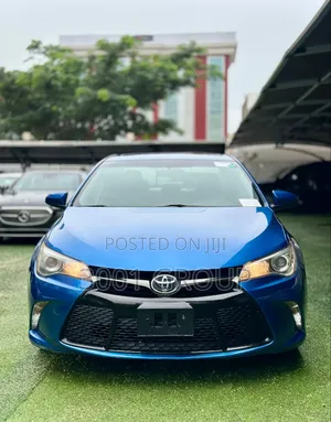 Toyota Camry SE w/Special Edition Pkg (2.5L 4cyl 6A) 2016 Blue