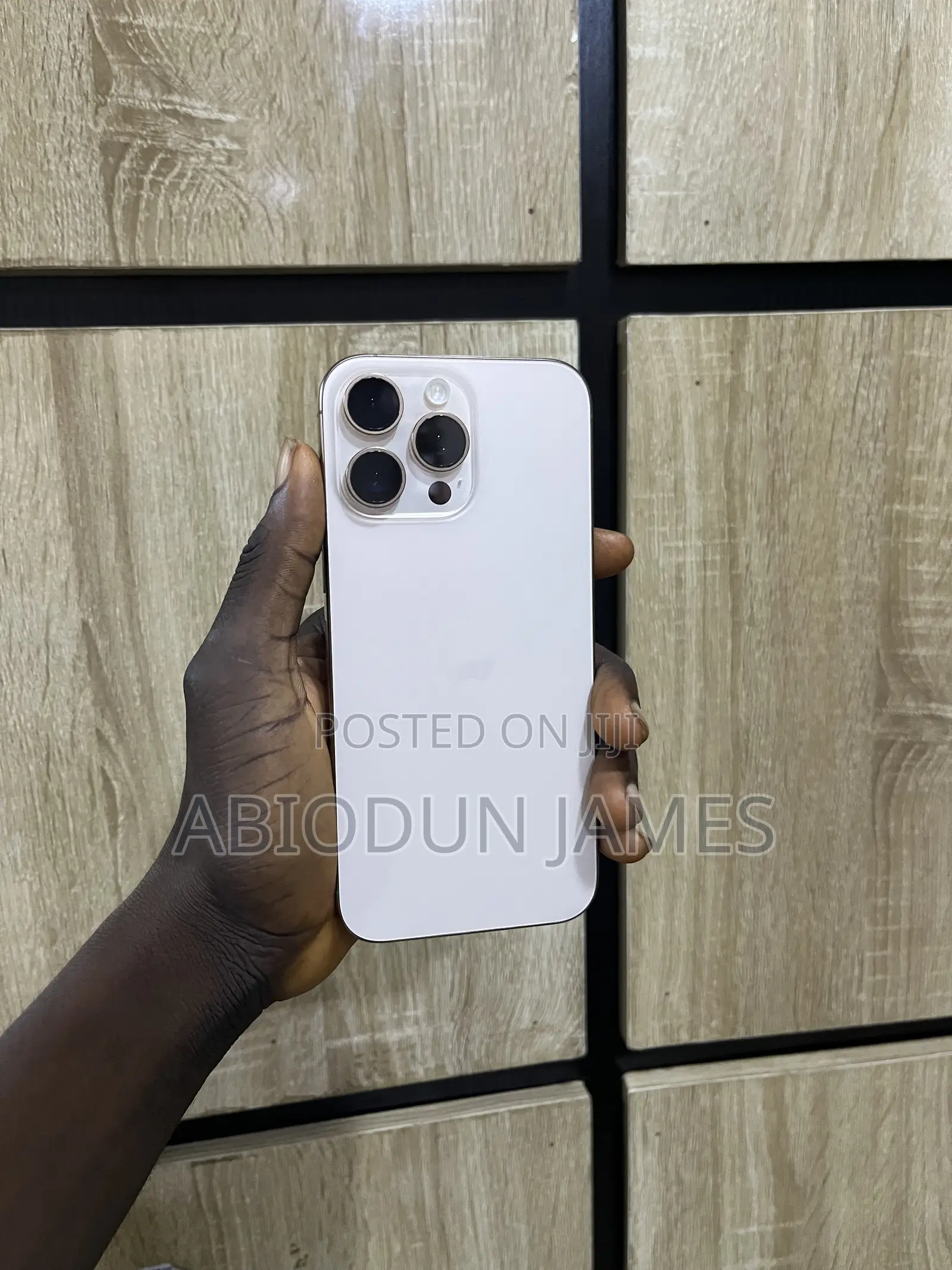 Apple iPhone 16 Pro Max 256 GB Gold