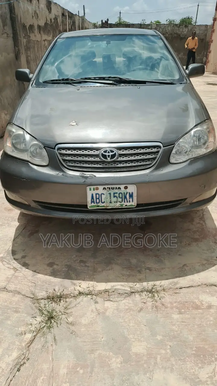 Toyota Corolla 2006 Gray