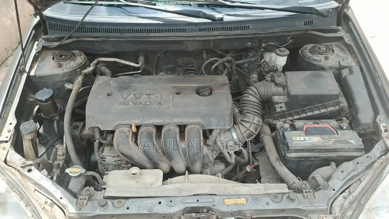 Toyota Corolla 2006 Gray