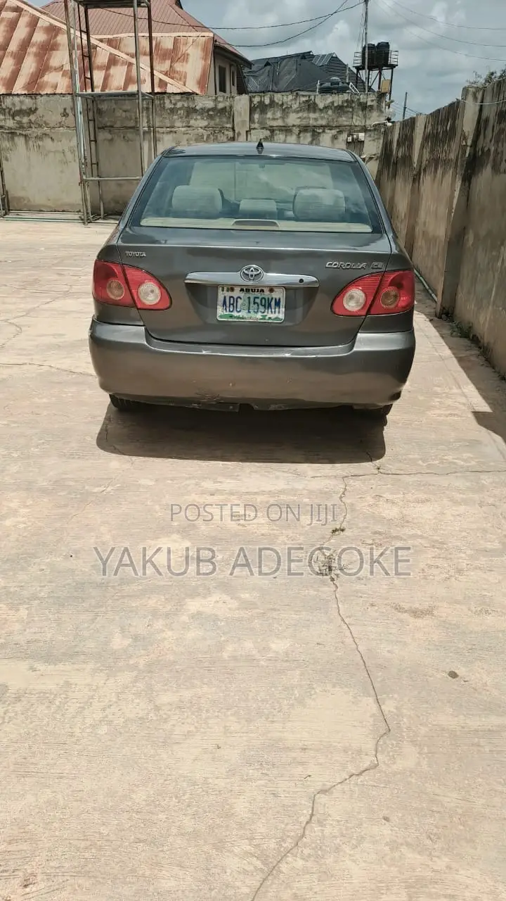 Toyota Corolla 2006 Gray