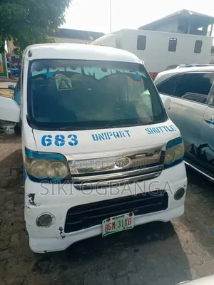 Daihatsu Hijet 2012 White