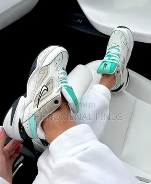 Luxury Fashionable Sneakers