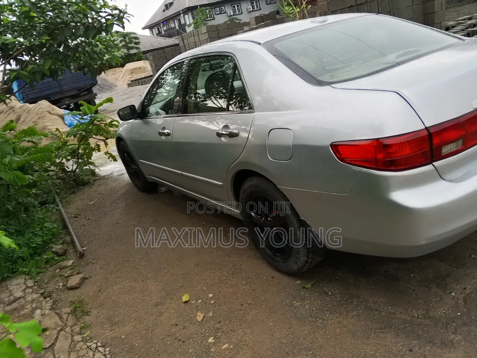 Honda Accord 2005 Silver