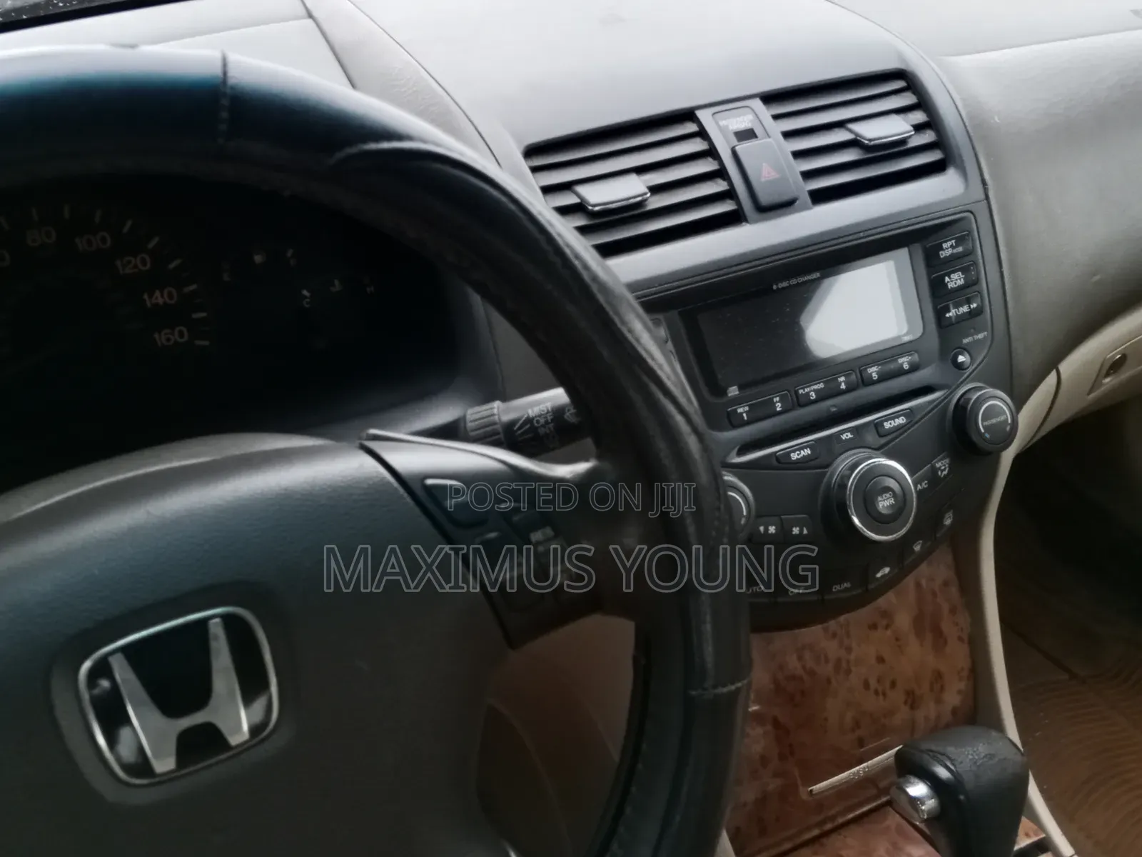 Honda Accord 2005 Silver