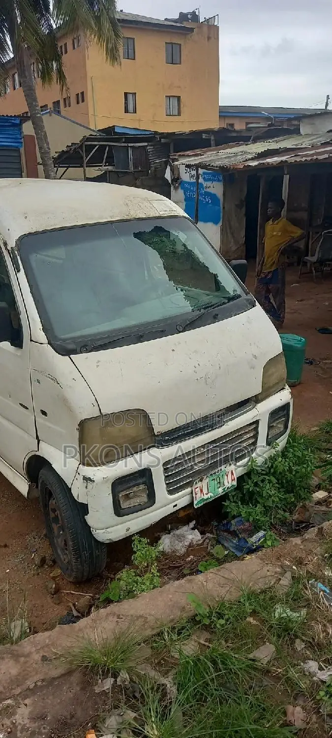 Suzuki Every 2006 White