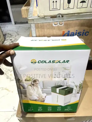 Cola 1000 Solar Generator