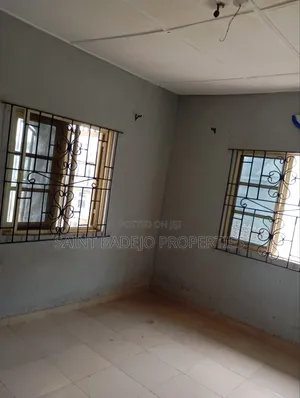 2bdrm Bungalow in Yabatech Estate, Gberigbe for rent