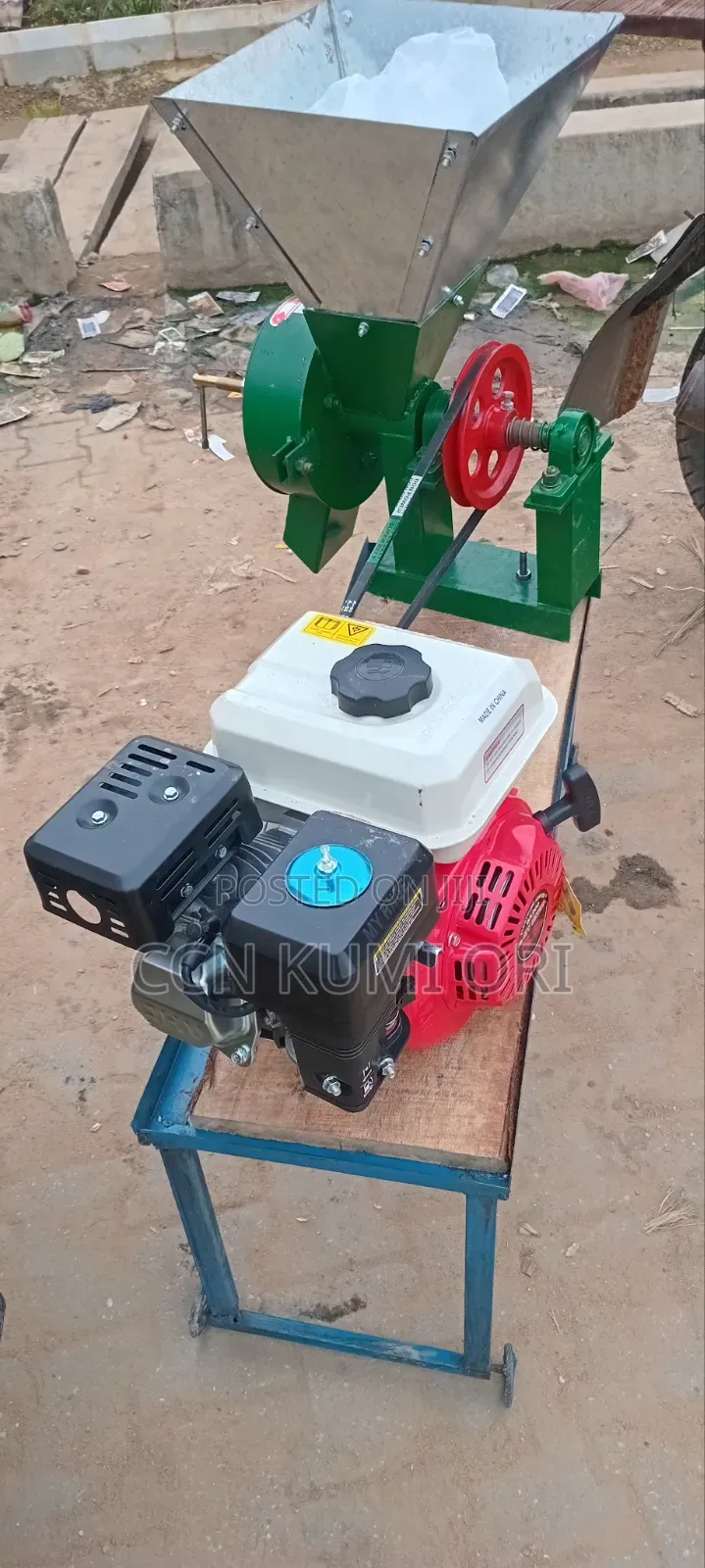 Complete Set of Grinding Machine. 6.5hp Engine.