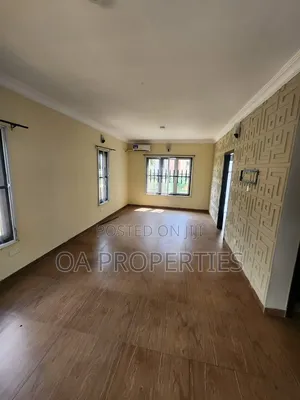 3bdrm Duplex in Onireke Jericho Gra, Ibadan for rent