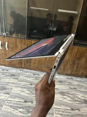 Laptop HP EliteBook x360 1030 G2 8GB Intel Core i5 SSD 256GB