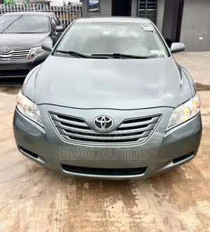 Toyota Camry LE 4dr Sedan (2.4L 4cyl 5A) 2008 Green