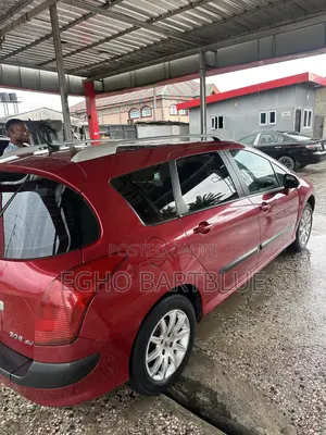 Peugeot 308 2009 Red