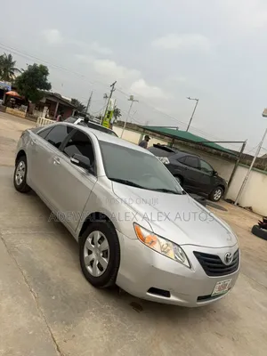 Toyota Camry 2009 Silver
