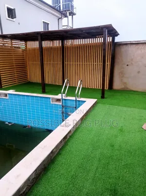 Arttificial Grass.( Pool)