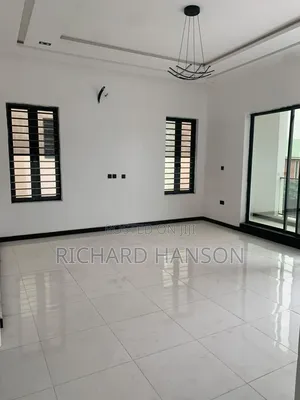 5bdrm Duplex in Court Scheme, Abraham Adesanya Estate for rent