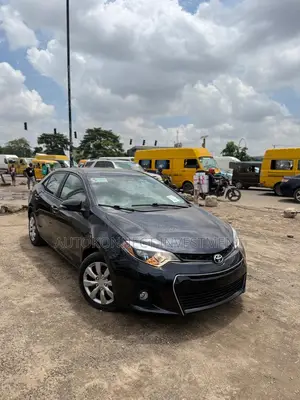 Toyota Corolla S 4dr Sedan (1.8L 4cyl CVT) 2015 Black