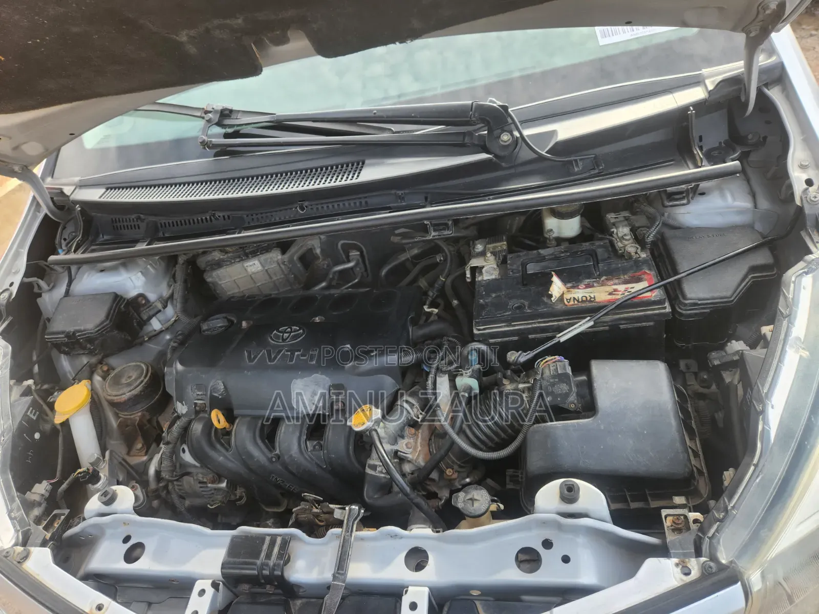 Toyota Yaris 2013 Silver