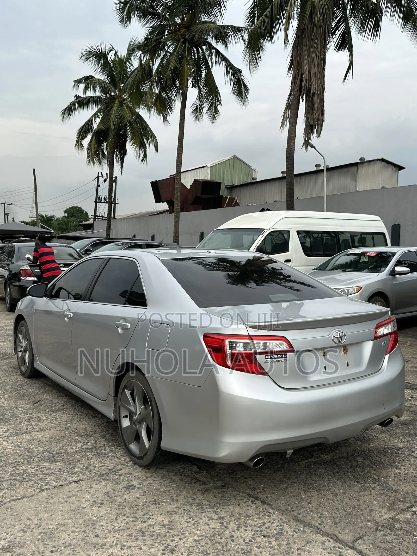 Toyota Camry 2012 Silver