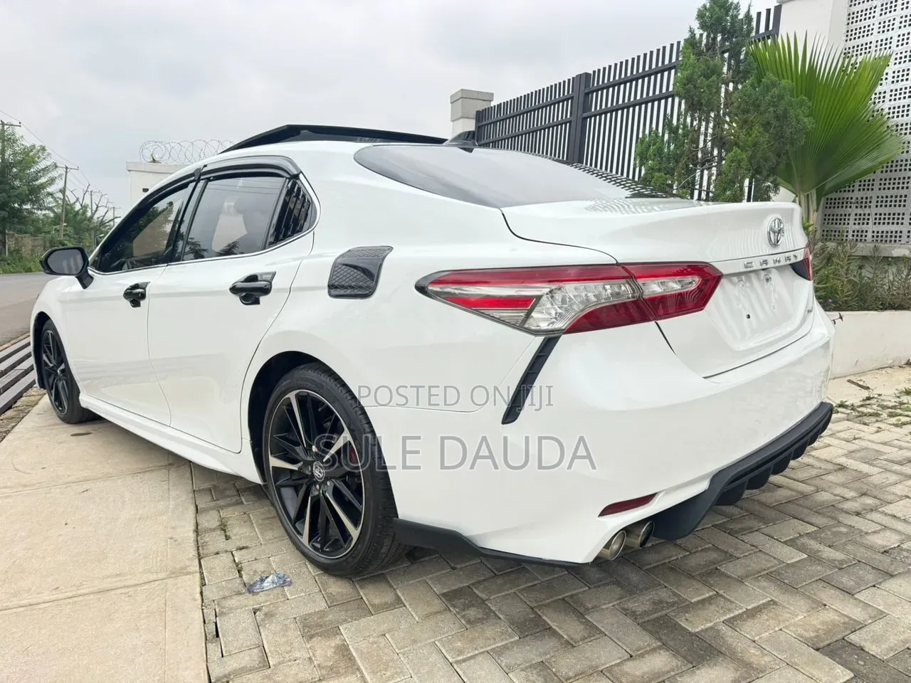 Toyota Camry 2019 White