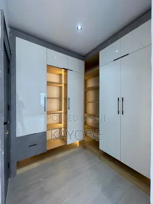 7bdrm Duplex in Ikate for sale