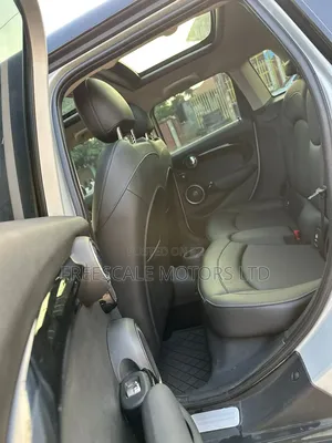 Mini Cooper 2018 Silver
