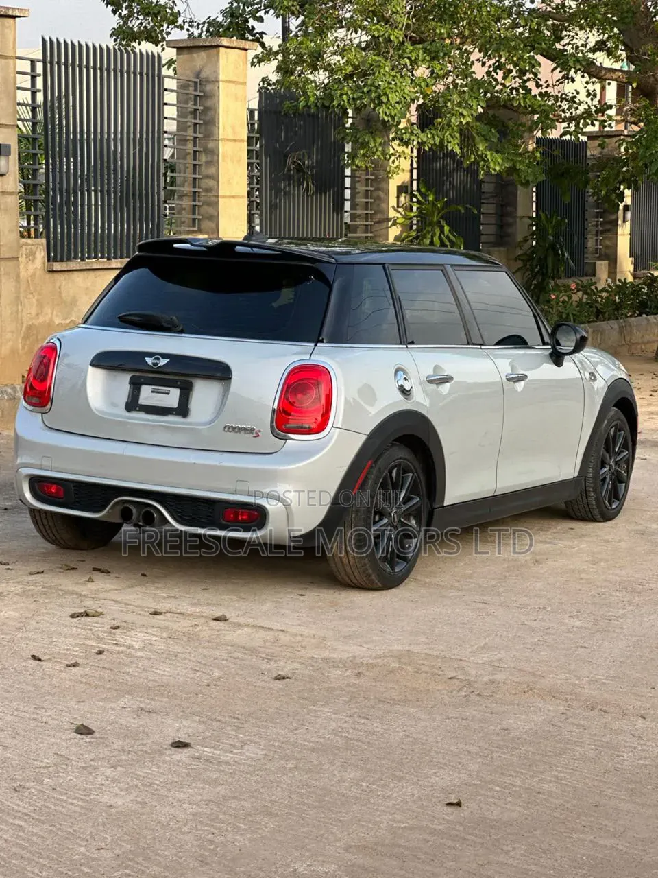 Mini Cooper 2018 Silver