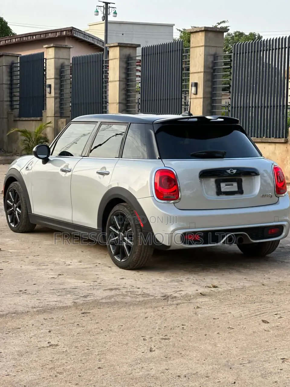 Mini Cooper 2018 Silver