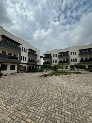 6bdrm Townhouse/Terrace in Mabushi for sale