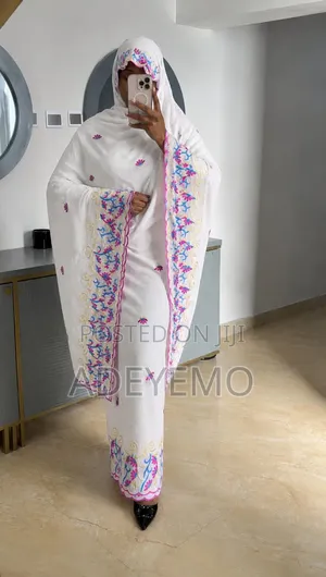 Lapaya Lace