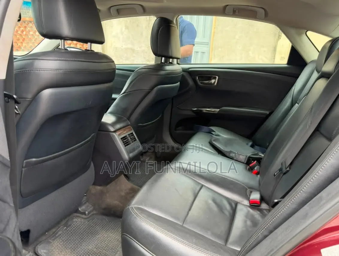 Toyota Avalon 2014 Red