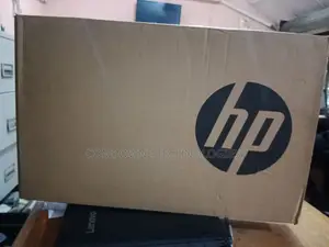 New Laptop HP 14-ep0063 8GB Intel Core i5 SSD 512GB