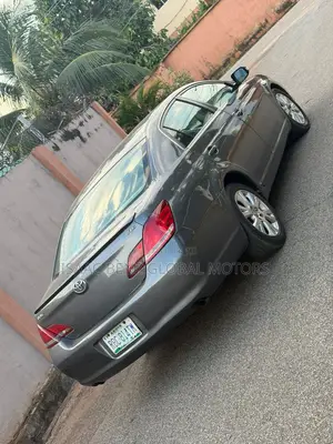 Toyota Avalon Limited Sedan FWD (3.5L 6cyl 6A) 2008 Gray