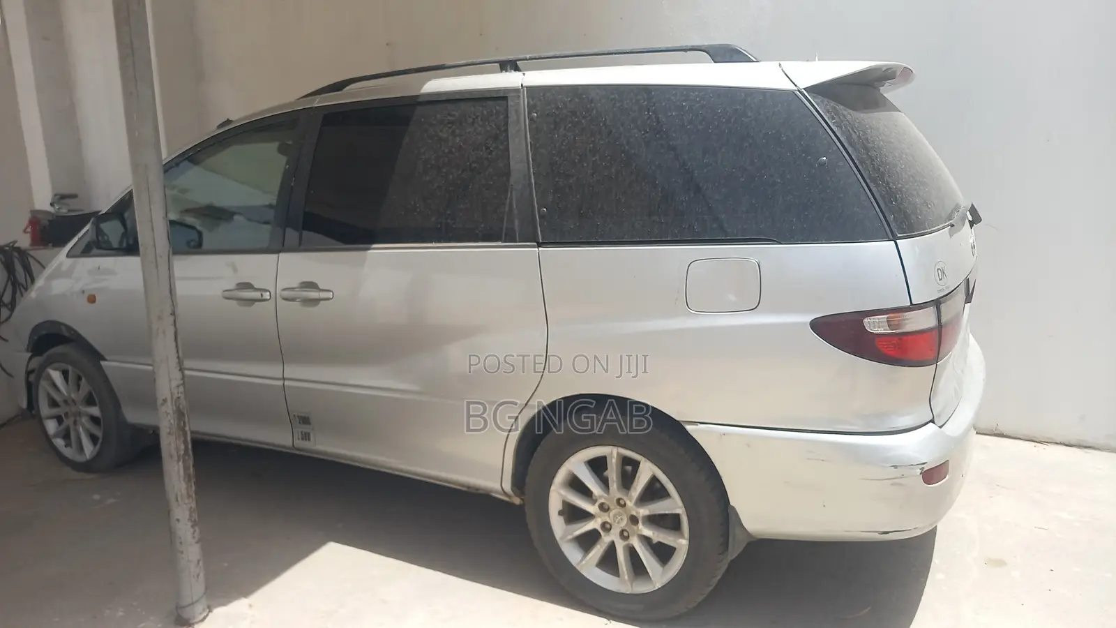 Toyota Previa Automatic 2005 Beige