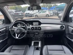 Mercedes-Benz GLK-Class 350 2014 Gray