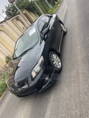 Toyota Corolla 2010 Black