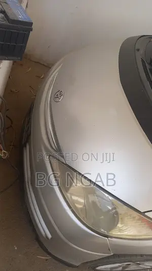 Toyota Previa Automatic 2005 Beige