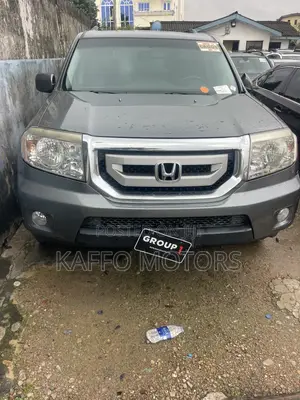 Honda Pilot Touring 4dr SUV 4WD (3.5L 6cyl 5A) 2009 Gray