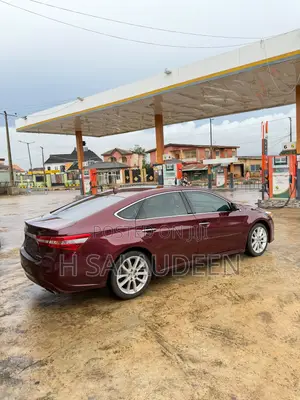 Toyota Avalon 2013 Burgundy